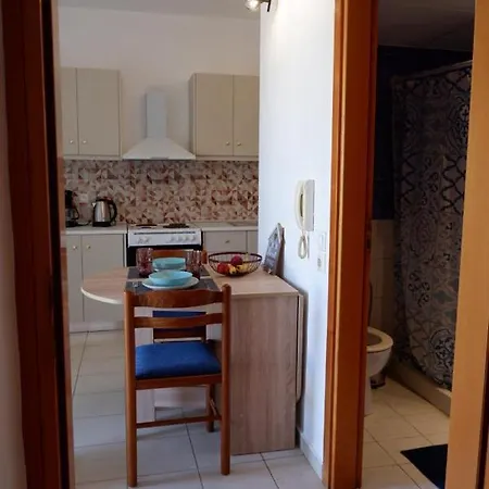Διαμέρισμα Quiet With Easy Access To Attractions.